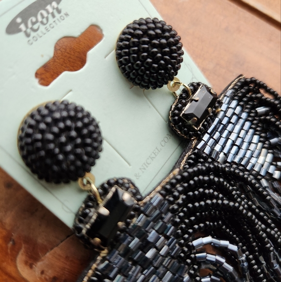 Sold!!! Beautiful Black and Silver Beaded Tassel Earrings - Picture 7 of 16